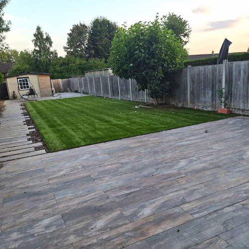 Wood effect porcelain paving - porcelain,